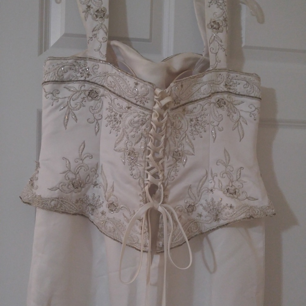 💍💍Mary’s Bridal Wedding Dress w/detachable train - Picture 3 of 5